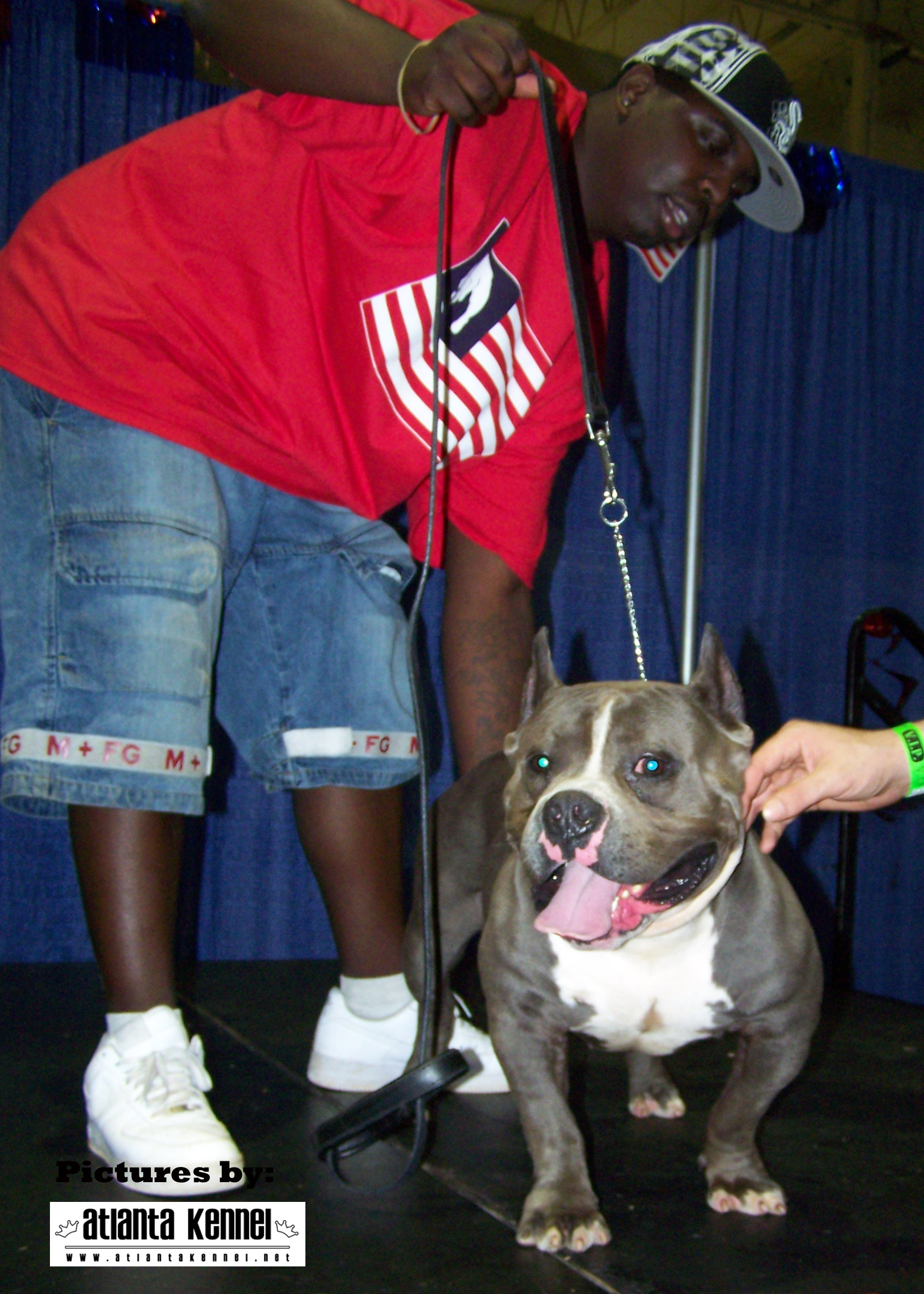 bullypalooza08dinero.jpg